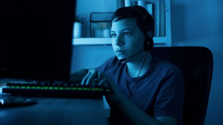Ciberacoso en juegos en línea: Cómo detectarlo y combatirlo